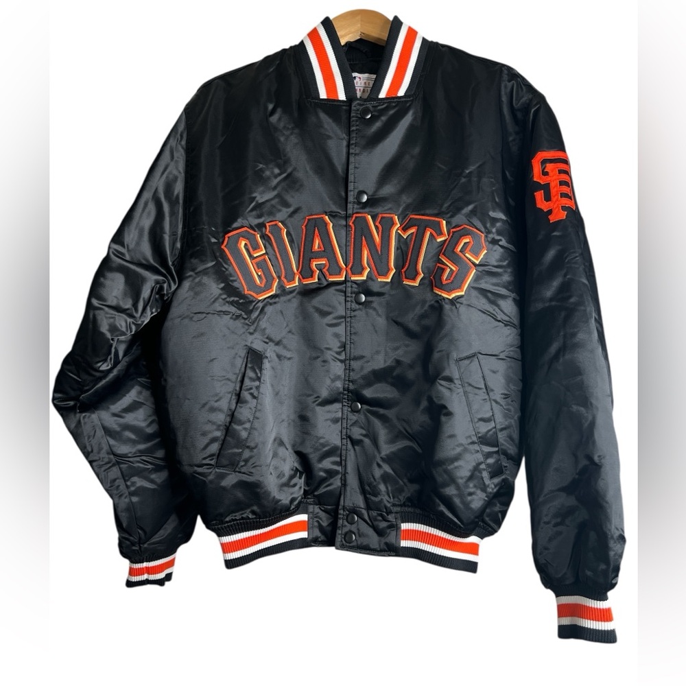 Majestic Men’s San Francisco Giants Black Bomber Jacket – Classic Style